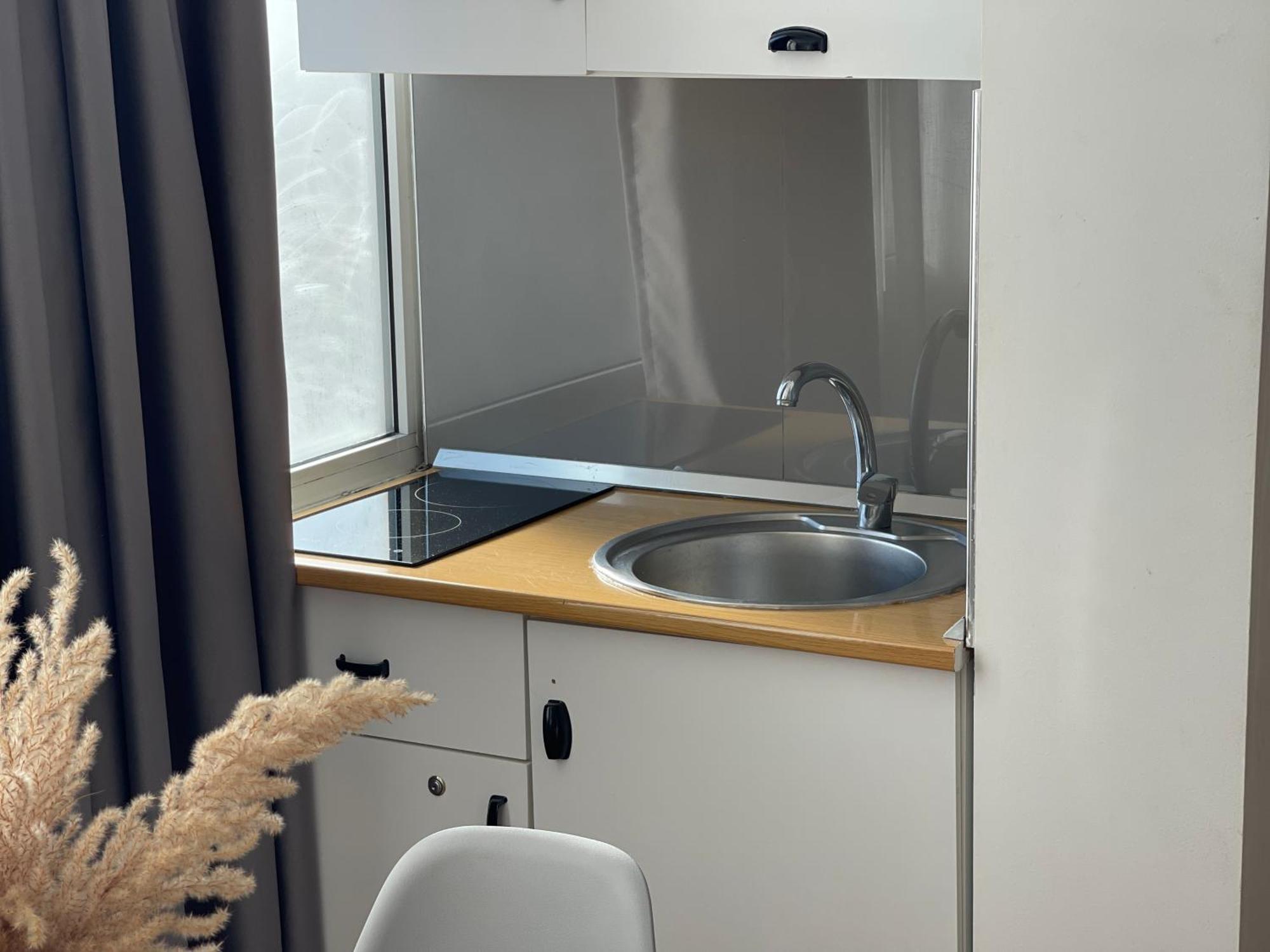 Bricks Studio Apartments Tiranë Ngoại thất bức ảnh